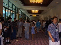 Journal_Day_02_Expo_Crowd.jpg (10119 bytes)