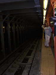 Journal_Day_10_Subway.jpg (5420 bytes)